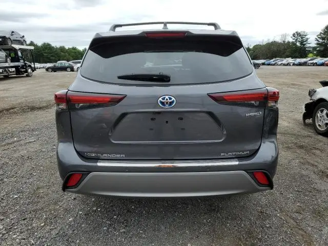 2024 TOYOTA 86   