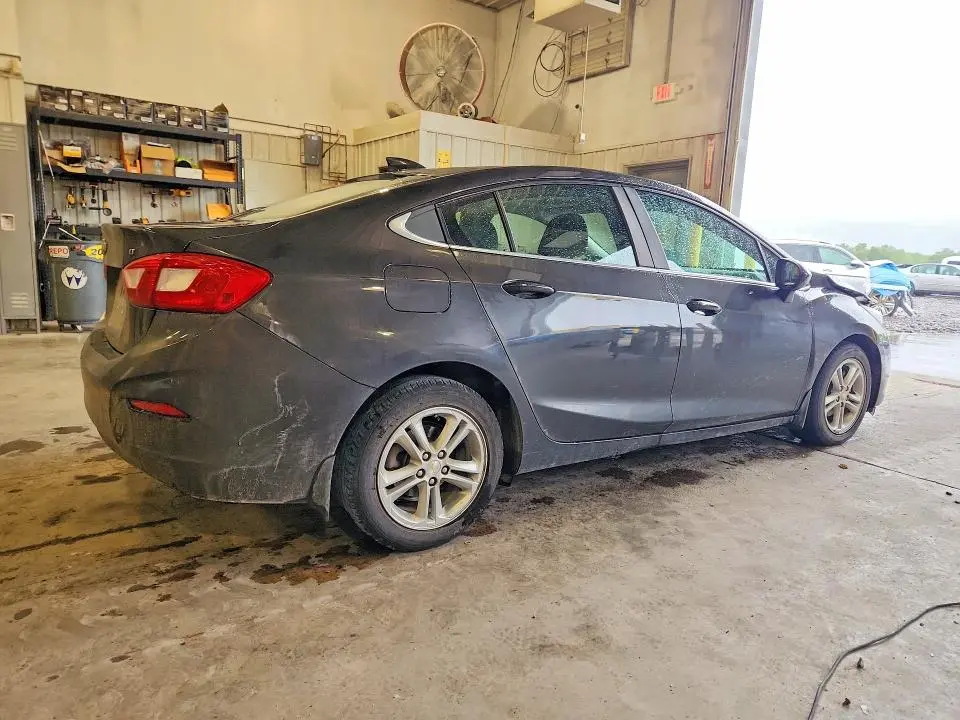 2016 CHEVROLET CRUZE LT  