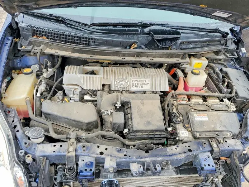 2014 TOYOTA PRIUS THREE  