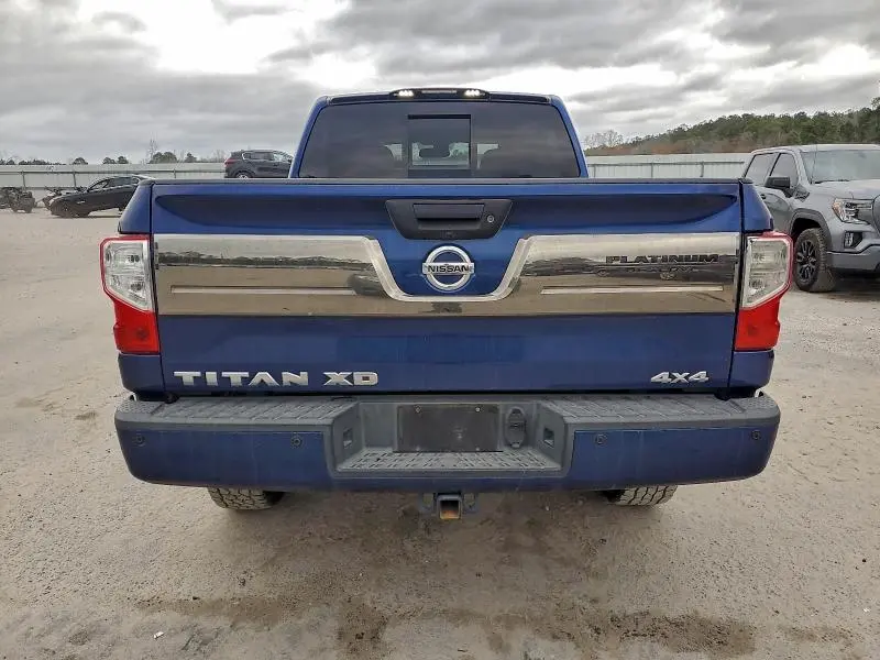 2017 NISSAN TITAN XD SL  