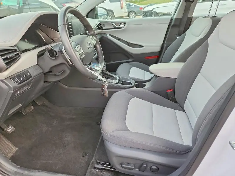 2020 HYUNDAI IONIQ SE  