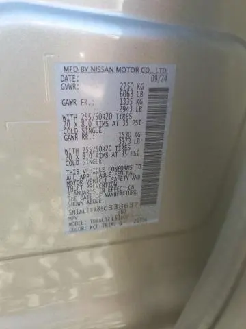 2025 INFINITI QX60 LUXE  