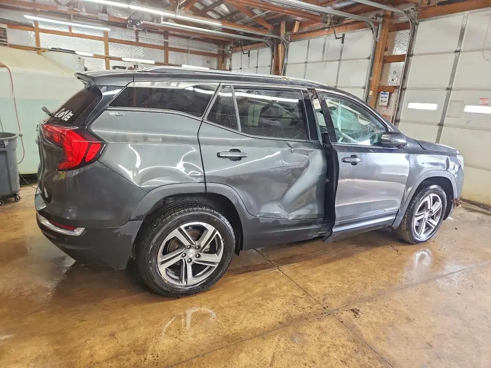 2021 GMC TERRAIN SLT  