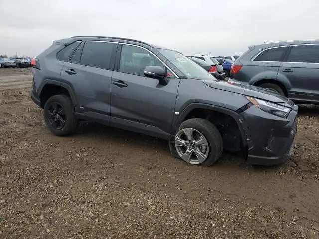 2024 TOYOTA RAV4 XLE  