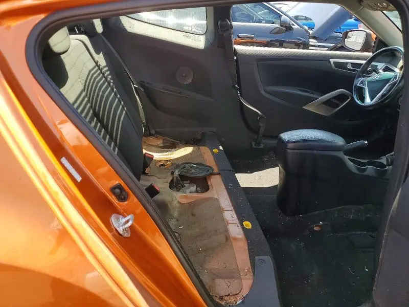 2017 HYUNDAI VELOSTER BASE  