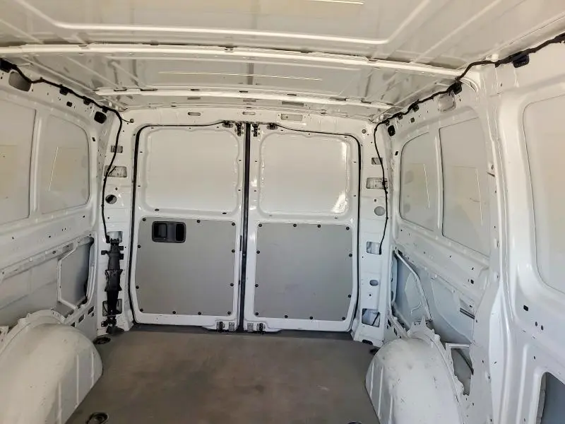 2016 MERCEDES-BENZ METRIS   