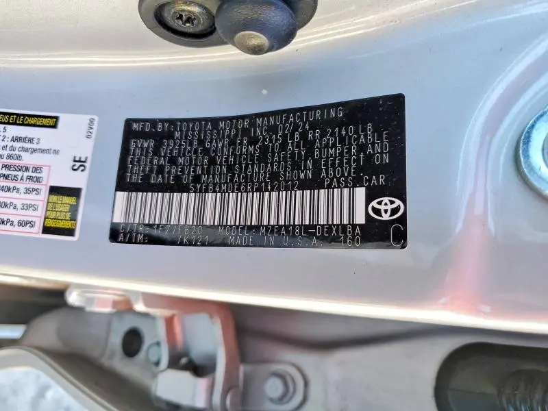 2024 TOYOTA COROLLA LE  