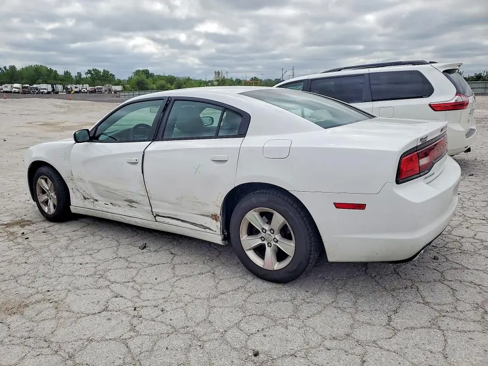 2014 DODGE CHARGER SE  