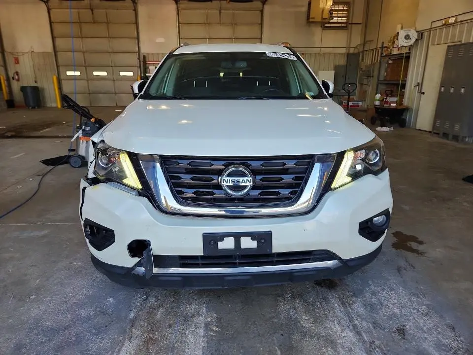 2020 NISSAN PATHFINDER SV  