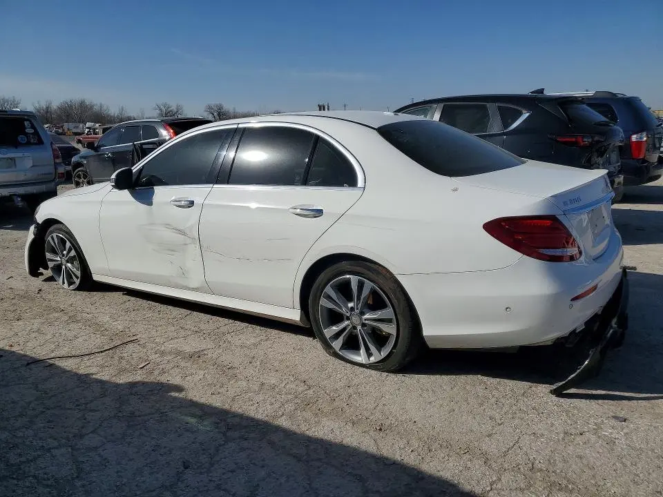 2017 MERCEDES-BENZ E 300  