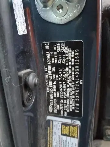 2011 KIA SORENTO BASE  