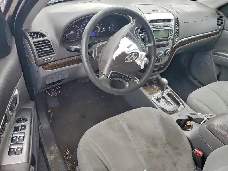 2012 HYUNDAI SANTA FE GLS  