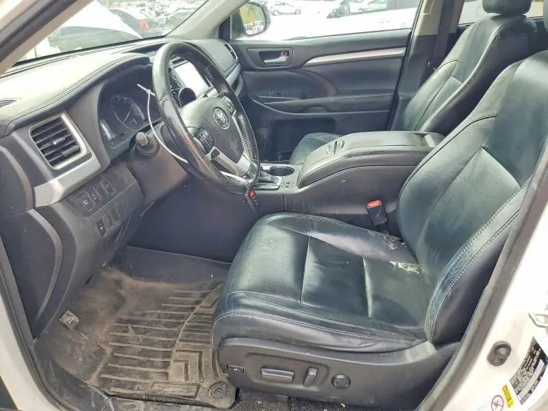 2017 TOYOTA HIGHLANDER XLE  