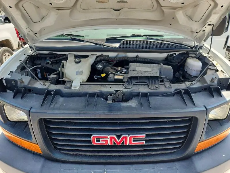 2015 GMC SAVANA G3500  