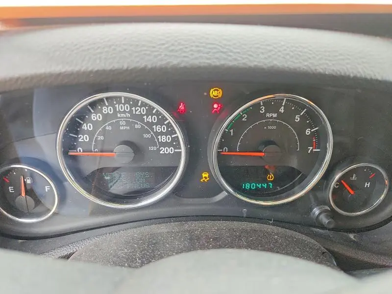 2013 JEEP WRANGLER SAHARA  