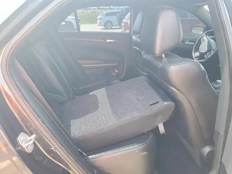 2019 CHRYSLER 300 S  