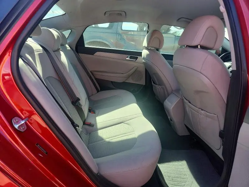 2017 HYUNDAI SONATA SE  