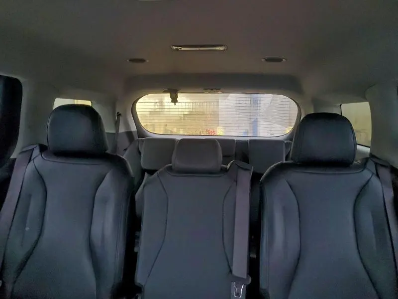 2023 KIA CARNIVAL LX  