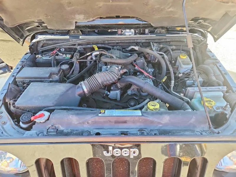 2011 JEEP WRANGLER SAHARA  