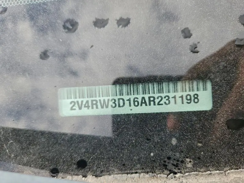 2010 VOLKSWAGEN ROUTAN SE  