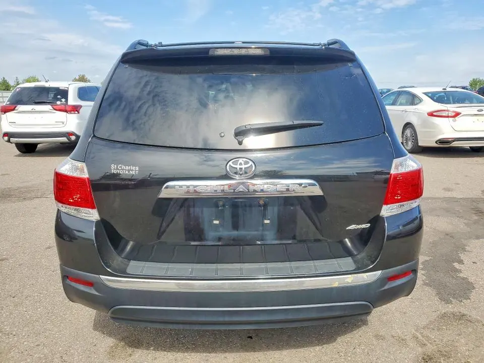 2013 TOYOTA HIGHLANDER LIMITED  