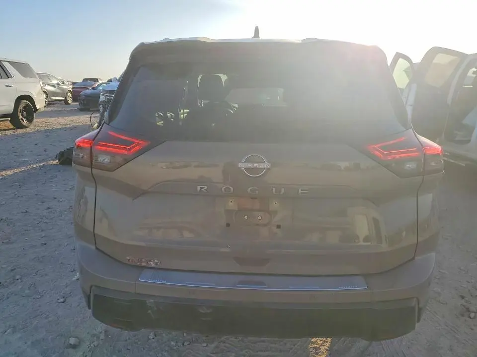 2025 NISSAN ROGUE SV  