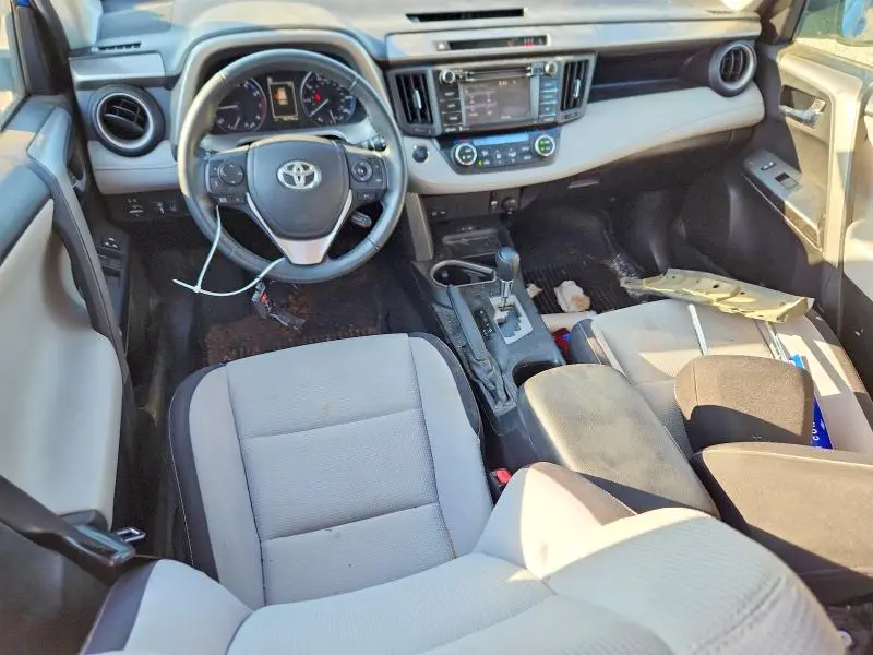 2017 TOYOTA RAV4 XLE  