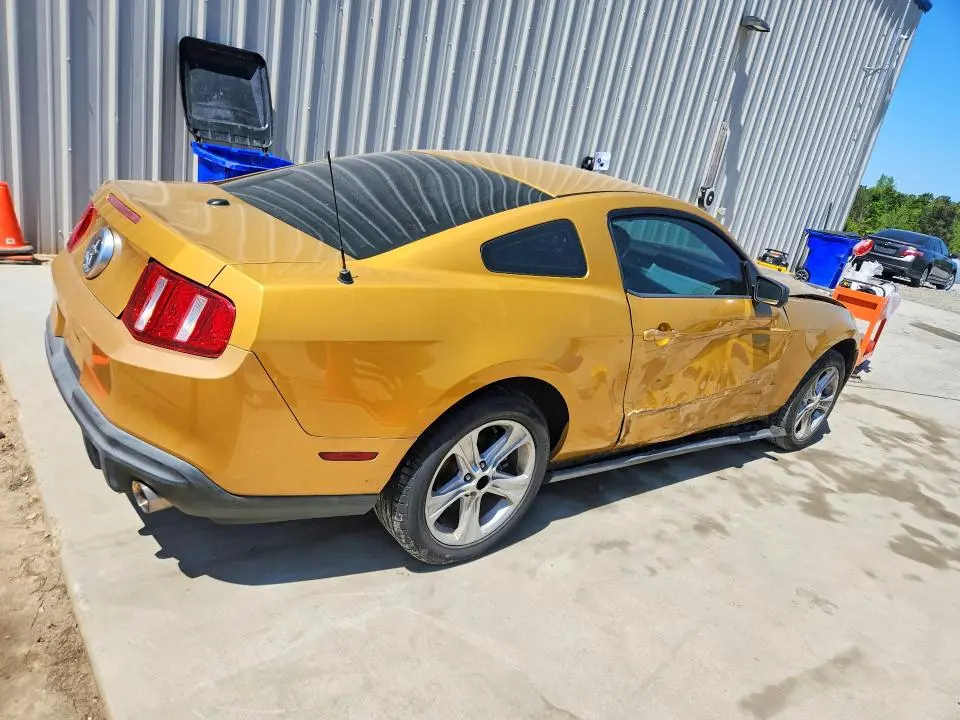 2010 FORD MUSTANG   