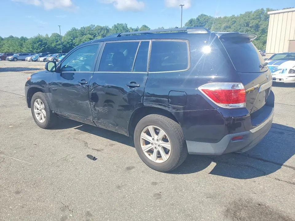 2011 TOYOTA HIGHLANDER BASE  