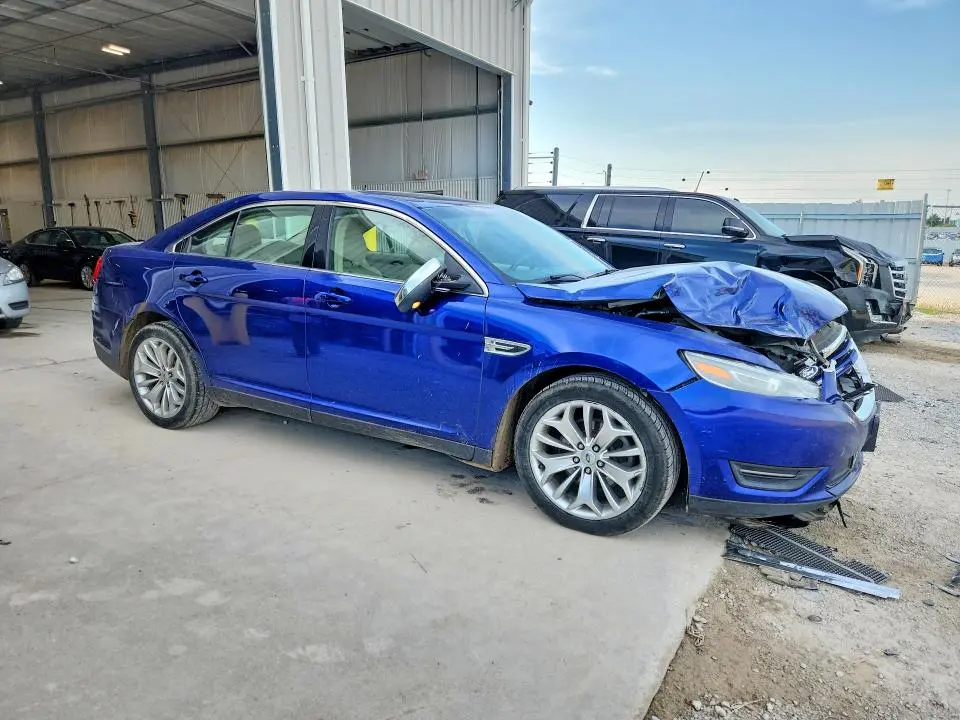 2013 FORD TAURUS LIMITED  