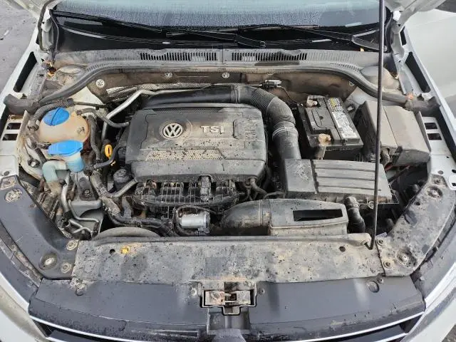2015 VOLKSWAGEN JETTA SE  