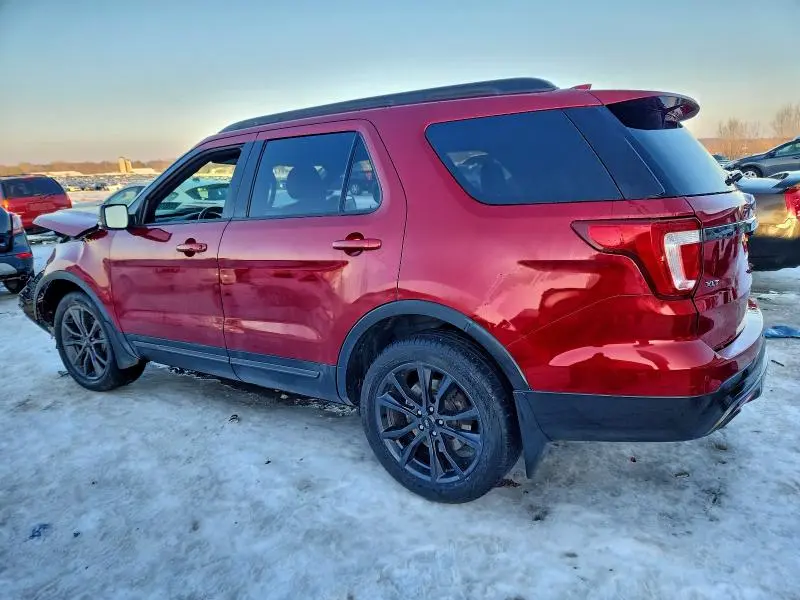 2017 FORD EXPLORER XLT  