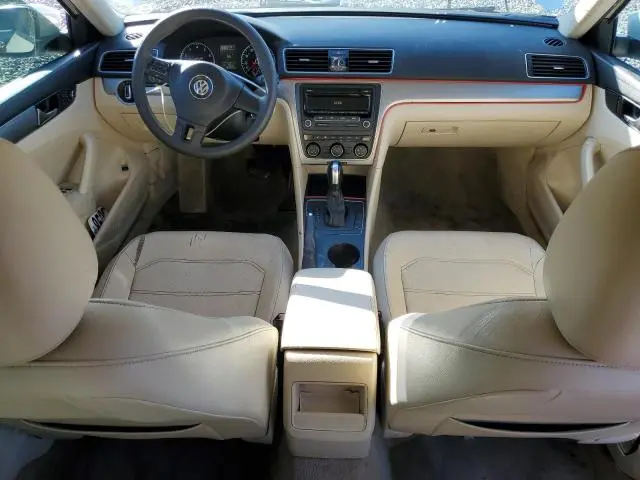 2013 VOLKSWAGEN PASSAT S  