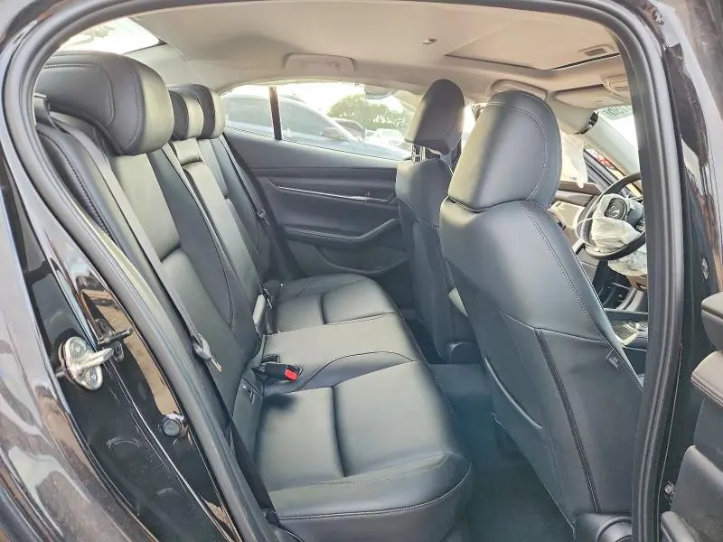2021 MAZDA 3   