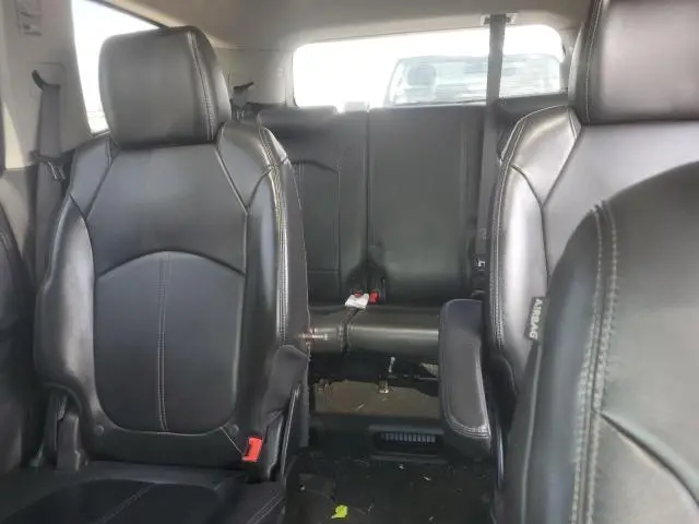 2013 CHEVROLET TRAVERSE LT  