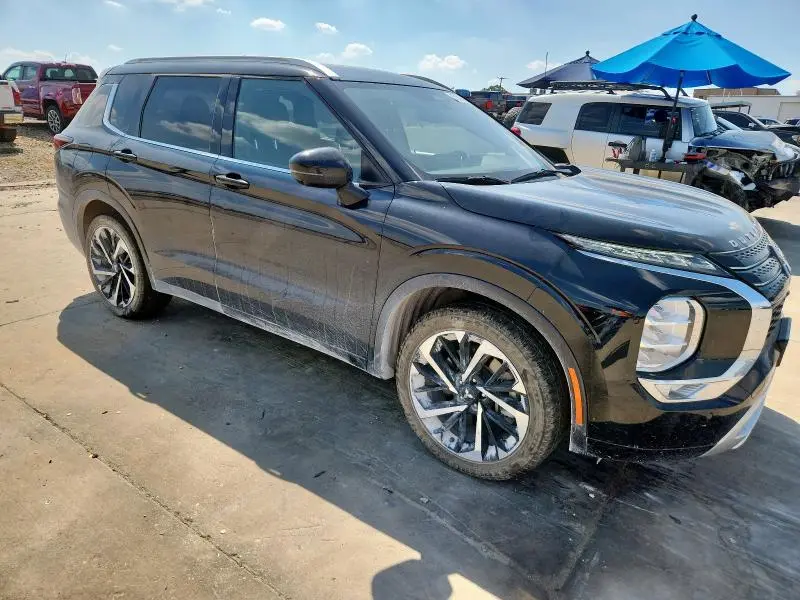 2022 MITSUBISHI OUTLANDER SEL  