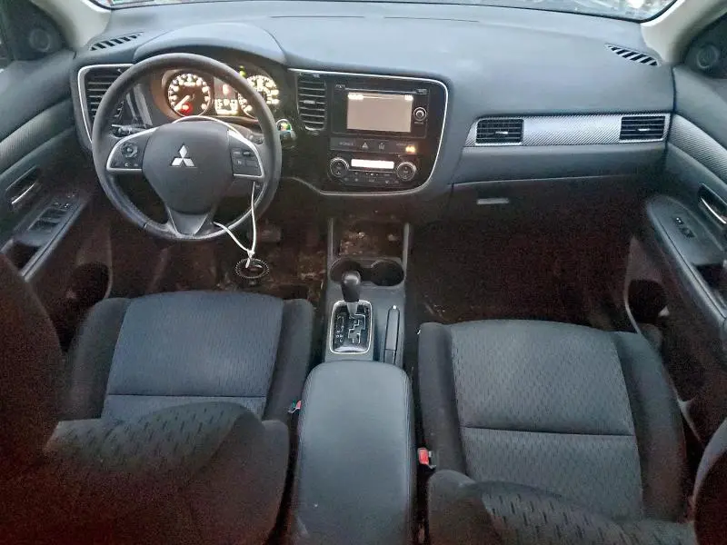 2014 MITSUBISHI OUTLANDER SE  