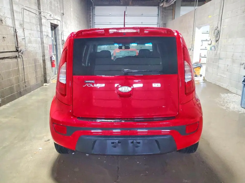 2012 KIA SOUL +  