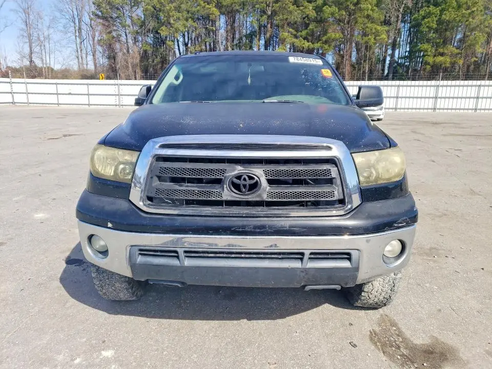 2011 TOYOTA TUNDRA GRADE  