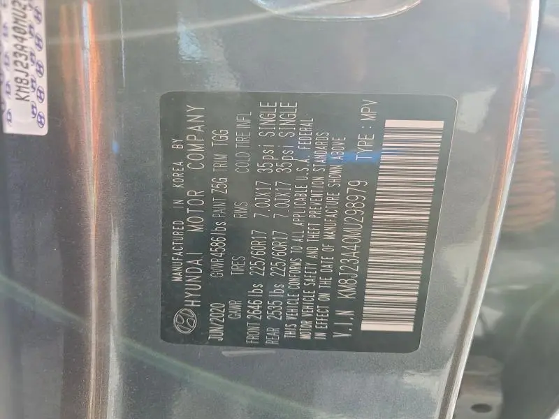 2021 HYUNDAI TUCSON SE  