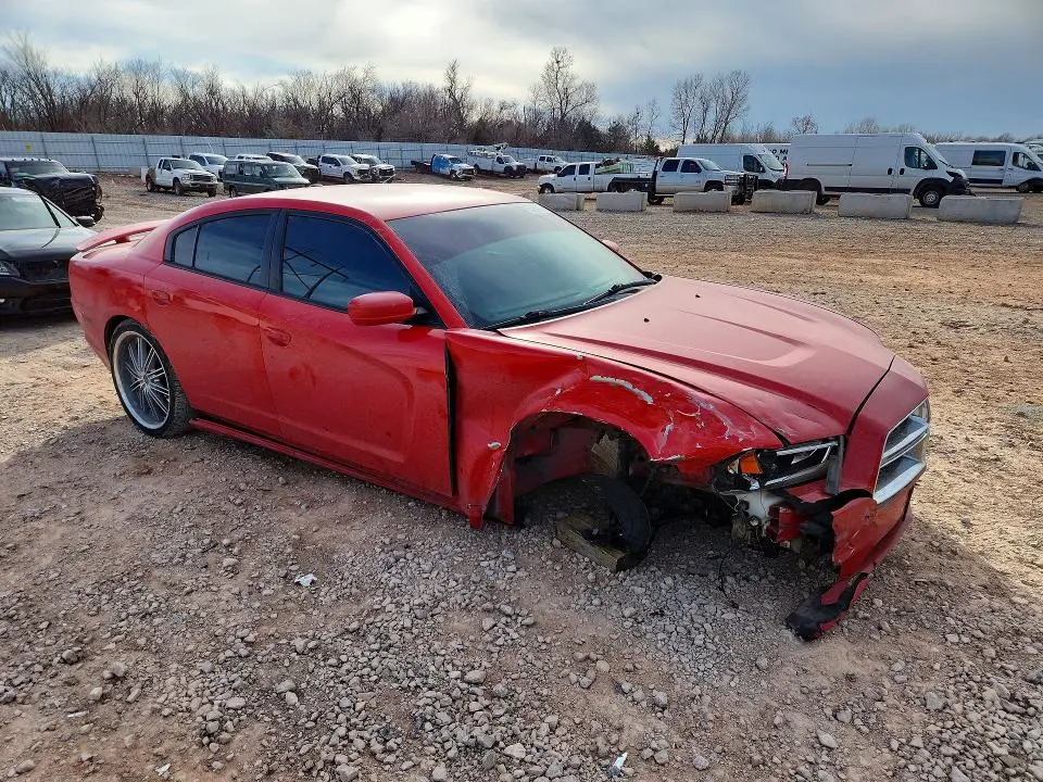 2013 DODGE CHARGER SXT  