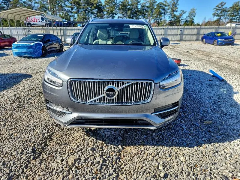 2018 VOLVO XC90 T6  