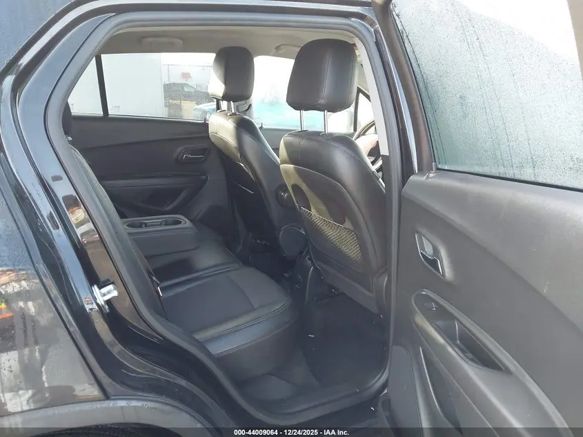2019 CHEVROLET TRAX LT