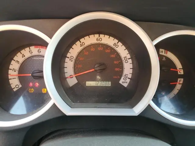 2012 TOYOTA TACOMA   