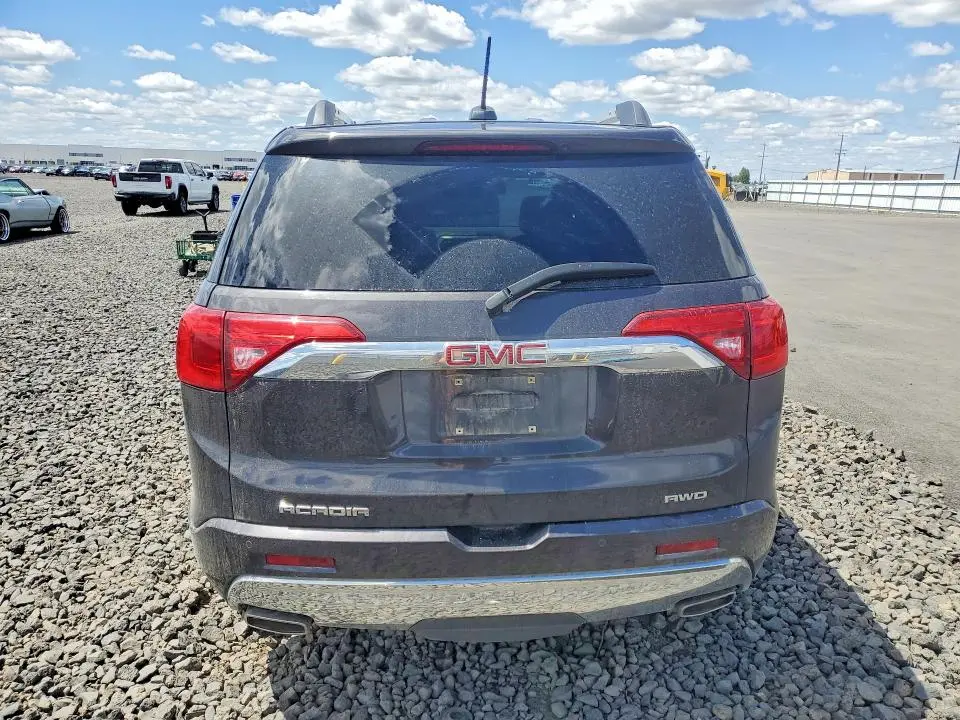 2017 GMC ACADIA DENALI  