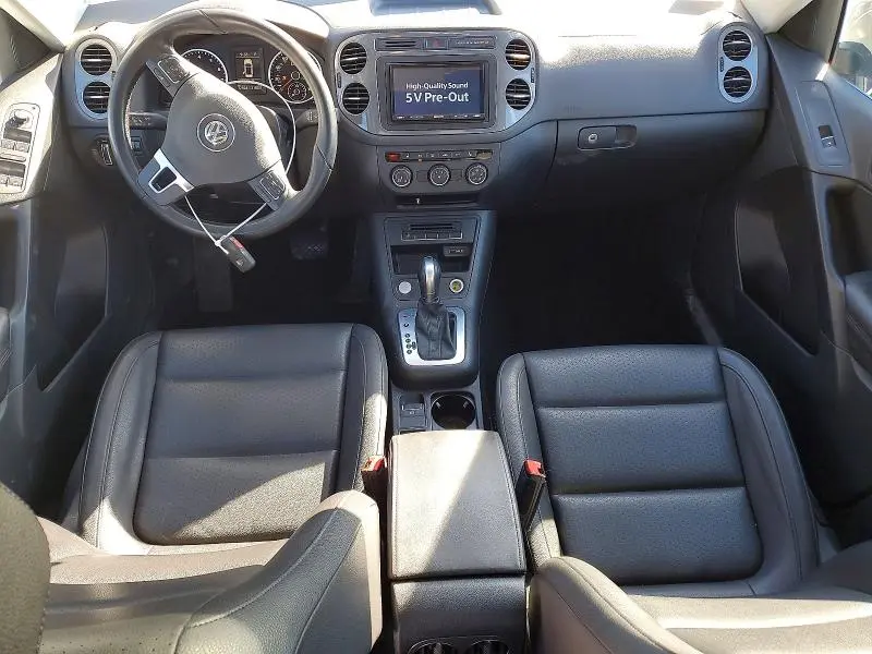 2016 VOLKSWAGEN TIGUAN S  