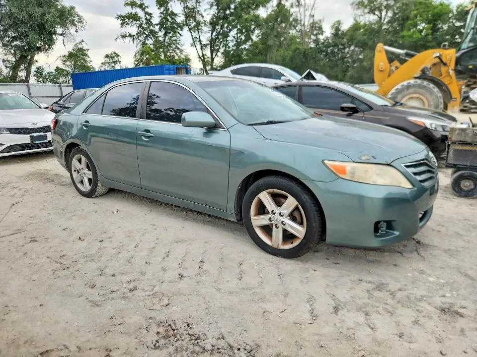 2010 TOYOTA CAMRY LE  