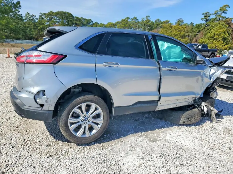 2022 FORD EDGE TITANIUM  