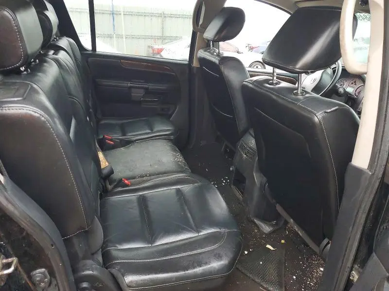 2010 NISSAN ARMADA SE  
