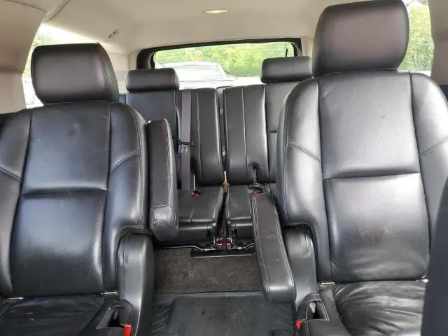 2011 CHEVROLET SUBURBAN K1500 LTZ  